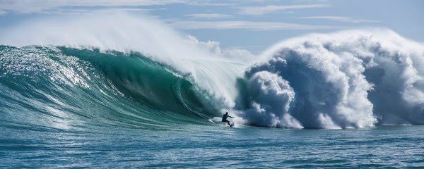 FOTO DA "ONDA HAVAIANA" A 30 KM DA COSTA DO RIO GRANDE DO NORTE IMPRESSIONA